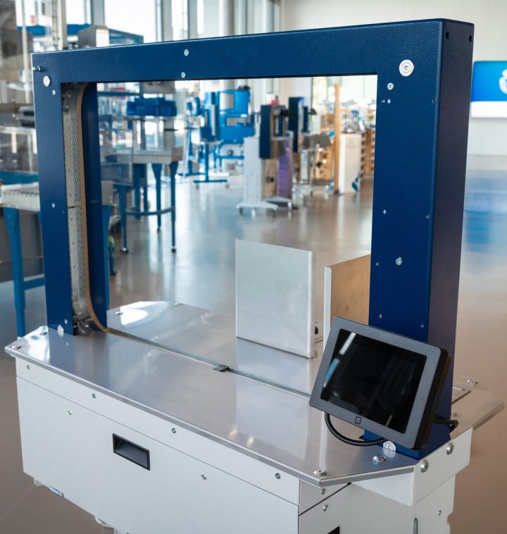 US 2500 MDM banding machine closeup